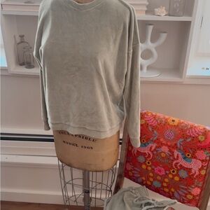 Mikoh Soft Green Velour Sweater and Shorts Set - Loungewear